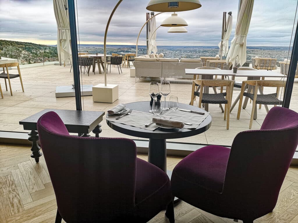 le restaurant royal champagne à Champillon